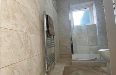 GARDNER HOLIDAYS HOUSE - Photo 23