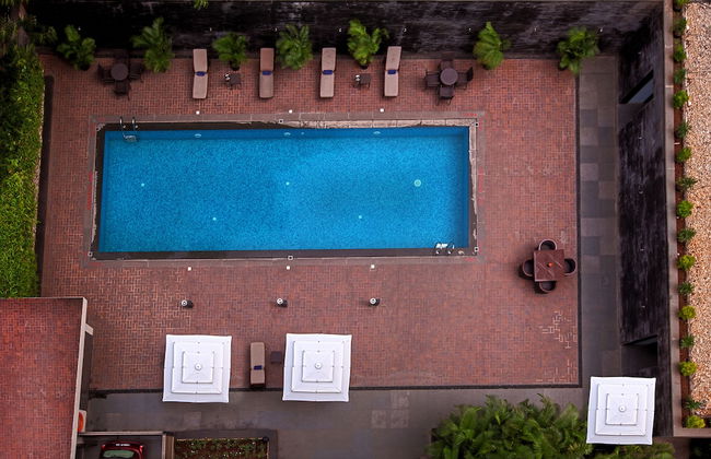 Oakwood Residence Naylor Road Pune - Photo 14