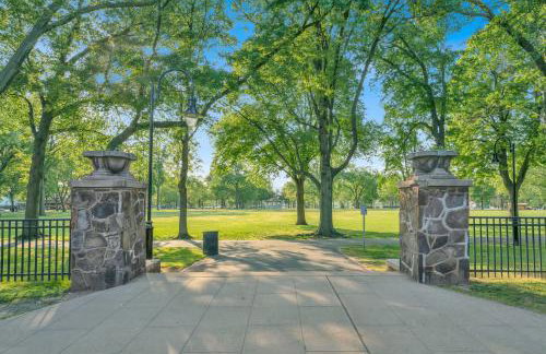 Cozy Garden 1Bed Apt, Lincoln Park - Foto 14