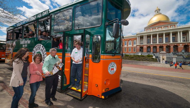 Boston Trolleybus Tour - Photo 3