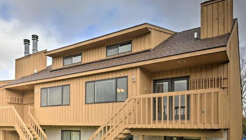 Upson Ski-InandSki-Out, End-Unit Cabin with Fireplace! - Foto 3