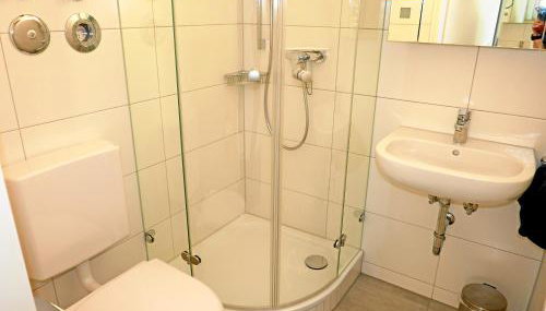 Apartment Moewe - Foto 3, Shower