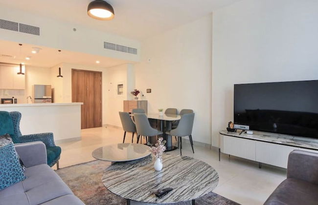 Lux 1BR w World Highest Sky Track Rooftop Pool - Photo 1