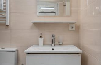 The Olive Mill House - Luxe Villa, Classic Charm - Foto 52