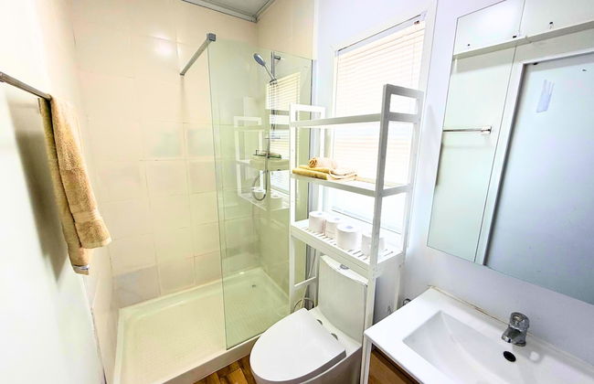 Zanzibar Beach House- South - Photo 27