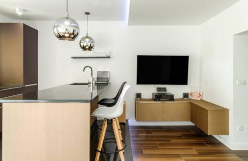 Luxury apartment Martinis with pool - Photo 9