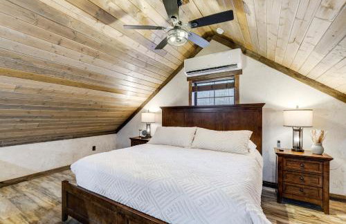 Serene Couples Getaway with Mtn Views in Bedford! - Foto 13