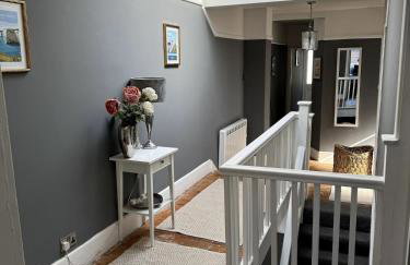 Canford Cliffs Apartment - Photo 6