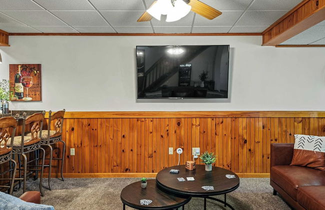 Lake View Retreat Avantstay Entertainer's Home Yard, Deck, Game Room - Foto 22