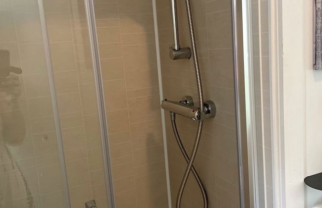 Private Chalet in New Quay With Stunning Views - Photo 12