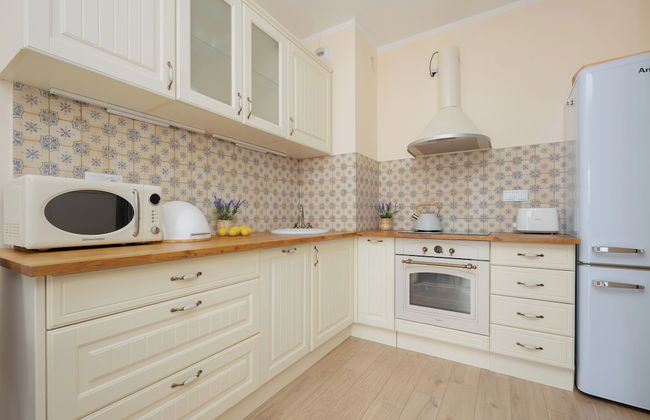 Warsaw Apartment With Parking by Renters - Foto 7