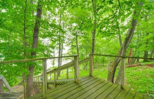 Swim Dock and Game Room Lakefront Home in Siren! - Foto 38