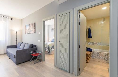 Apartment with free parking and pool - Foto 21