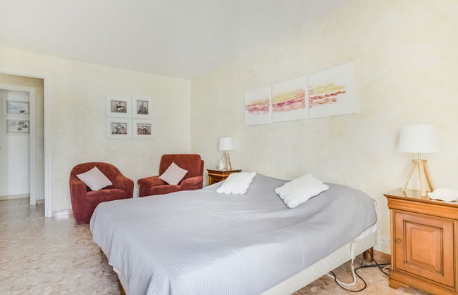 Reine Astrid - Foto 12