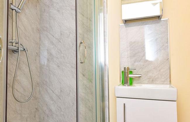 The Elm Wood Apartments - Photo 65