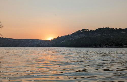 Maison paisible au bord du lac d'Esparron - Foto 6