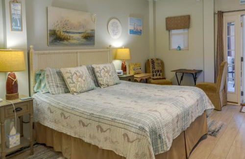 Sneads Ferry Vacation Rental Studio with Water Views - Foto 11