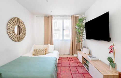 Latido de Chueca Calle Farmacia - Photo 15