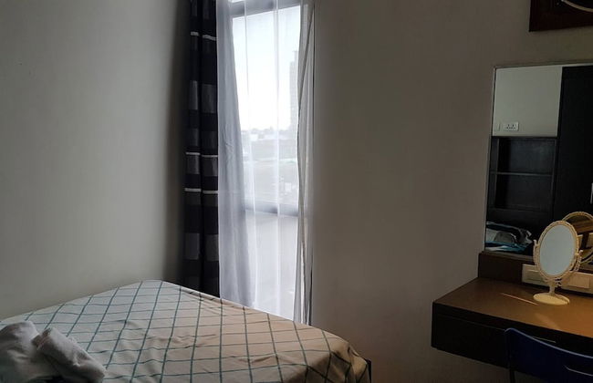 Araneta Cubao No Brown Outs 1BR Furnished Condo With Balcony Free Wifi Netflix - Photo 4