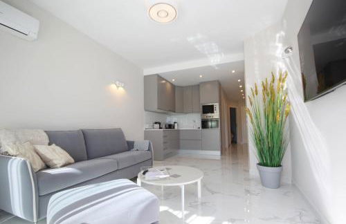 Luxury Apartments in first beach line with pool - Foto 1