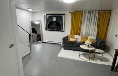 Luxury 2-bedroom and 1-bathroom - Foto 13