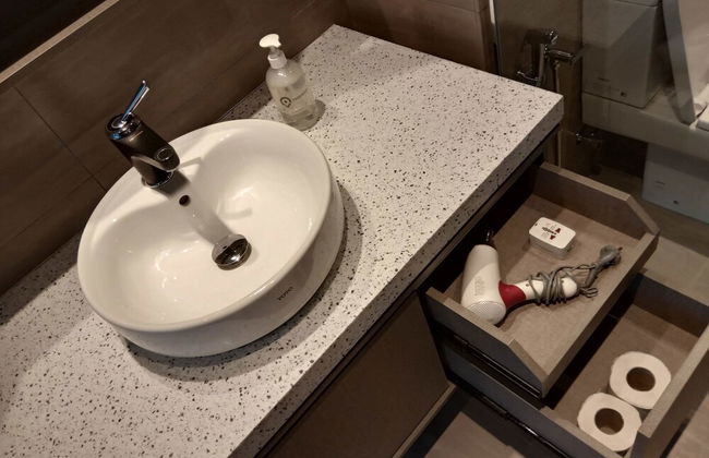 Expressionz Professional Suites by iHost Homes 2 - Photo 21