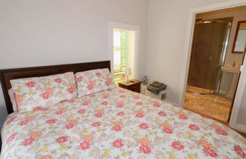 6 bed Cozy Victorian Cottage - Foto 16