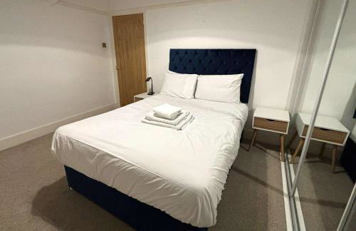 Large Home near Edgbaston Stadium, UOB & QE hospital sleeps 6 - Foto 45