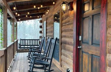 Woodsy Retreat-LakePoint In 5-Play Rest Repeat - Photo 15