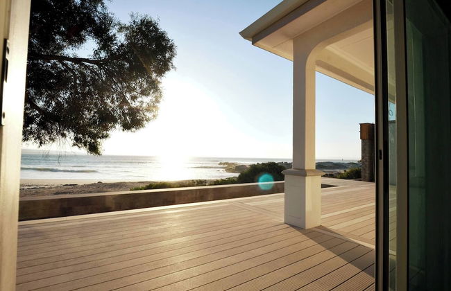 Beach Tower House Luxury Beachfront Villa - Photo 43