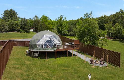 Luna Dome - Lakefront with Hot Tub, Wi-Fi, Sleeps 4 - Photo 26