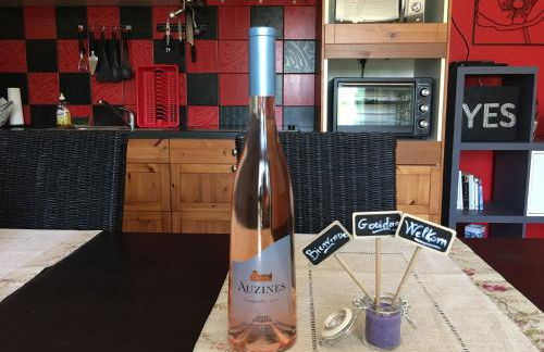 Tranquil Villa with Pool - Foto 32