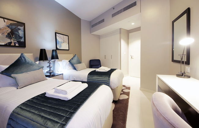 3 Bedroom Apartment in Artesia Tower B - Photo 5