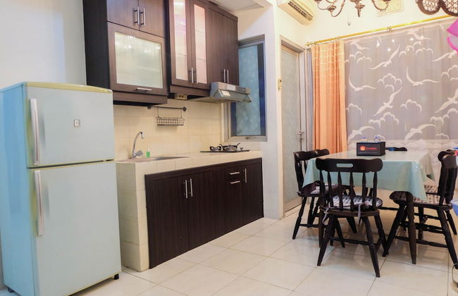 Homey & Vintage 2BR @ Sudirman Park Apartment - Photo 15