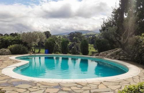 Espectacular casa con piscina - Foto 3