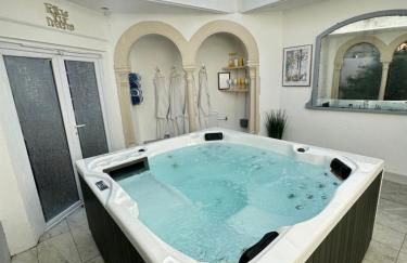 Historic Charm: *Perfect For Group Getaways* - Photo 46