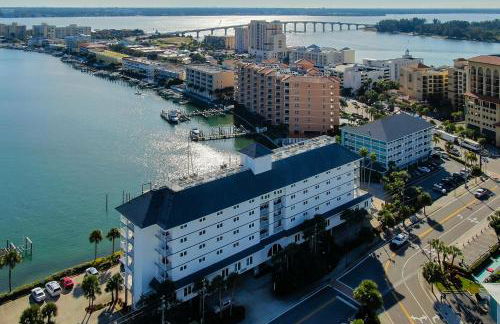 Dockside Dream - Photo 32