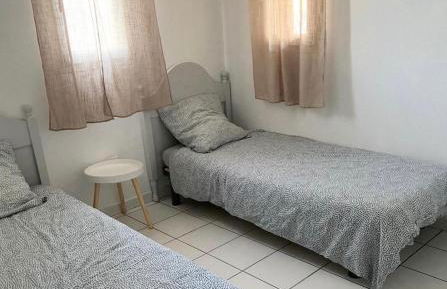 Villa Tia - Maisonnette - 2 chb - 2 sdb - piscines - bord de lac - Foto 7