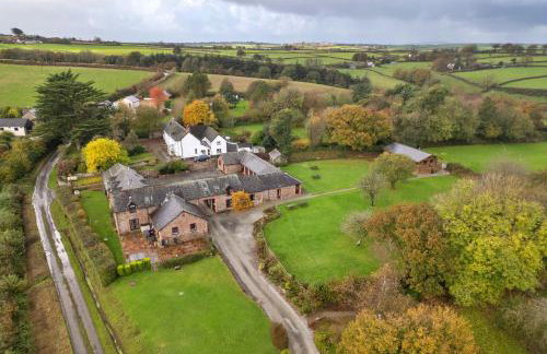 Finest Retreats - Tarkas Holt Log Cabin, Stowford - Foto 30