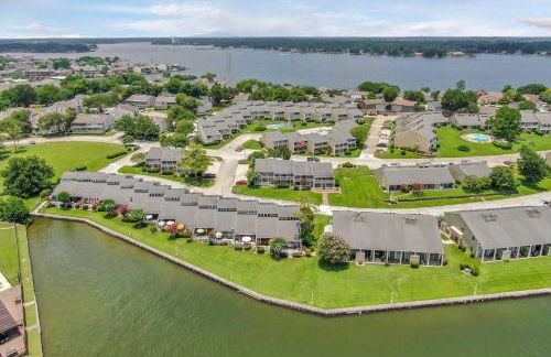 April Point Dr. N - Foto 43