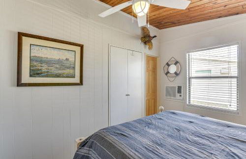 Walk to Sea Isle Beach Group Getaway with Deck! - Foto 27