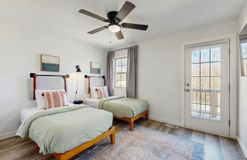 Float & Unwind - Photo 19