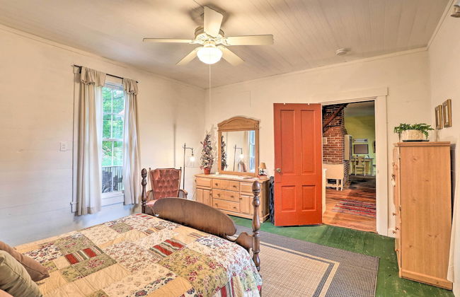 Rustic Cabin in the Woods: 2-acre Fishing Pond - Foto 5