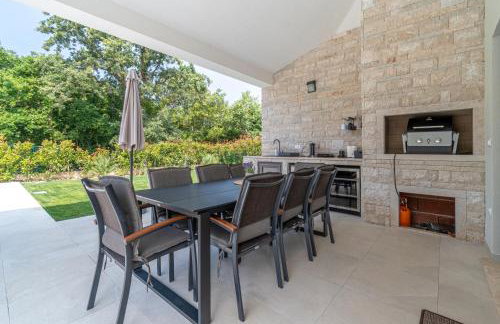 NEW! Luxury Villa Carlotte with 11m pool - Foto 49