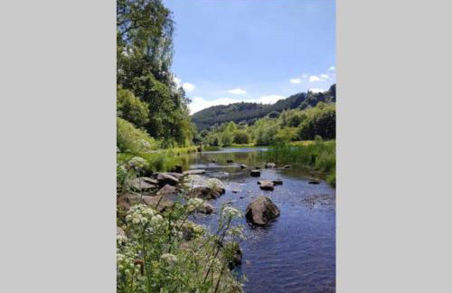 Tranquil Welsh Mountain Gem, Abertillery, Wales - Foto 69