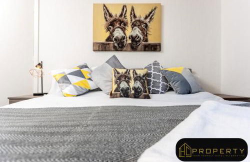 Spacious 3 bed, 2 min from A1 - Foto 2