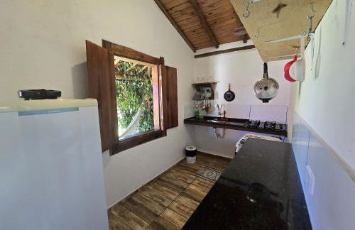 Chalés Vila Carrancas - Ao lado do centro com piscina, cozinha completa e muita tranquilidade - Foto 24