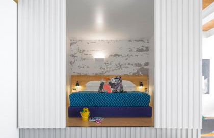 Flattered to be in Porto - Foto 24