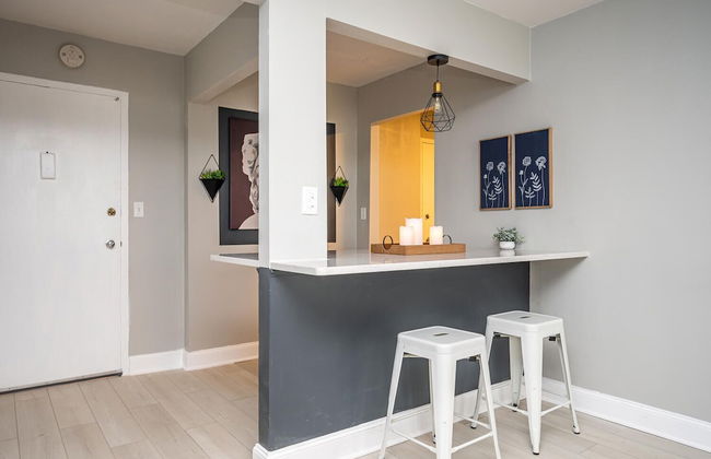 ATL downtown 2BR King Bed FREE parking - Foto 16