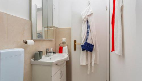 Studio rooms Bakar - Photo 3